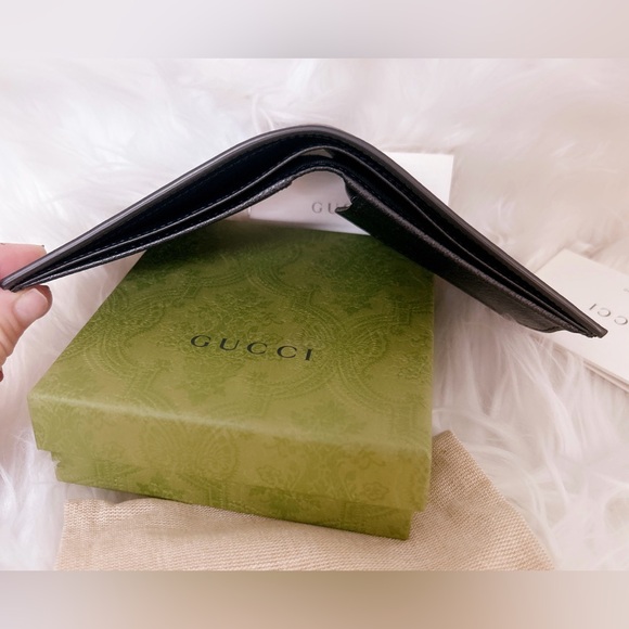 GUCCI GG Marmont leather bi-fold wallet NEW with box dust bag care booklets SOLD - Picture 9 of 16